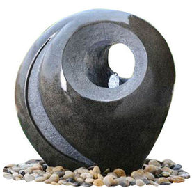 中国 手の鋳造物の球水噴水、中庭のための水球の噴水 サプライヤー