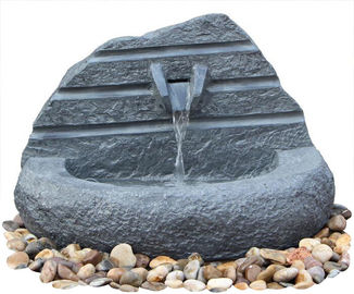 中国 屋外自然な石によって切り分けられる不規則な図庭水噴水 サプライヤー