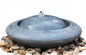 庭のための現代黒い大理石の屋外球水噴水 サプライヤー